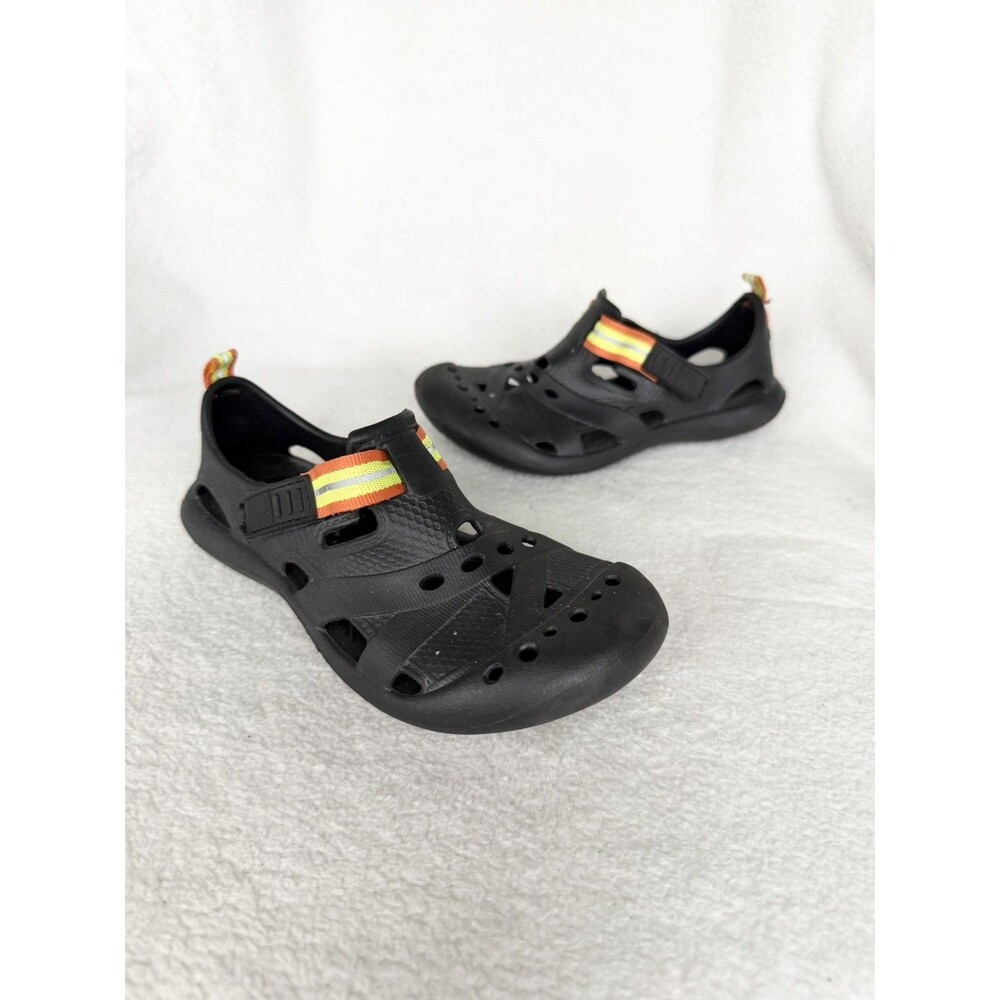 Childrens place Toddler boy shoes size 11 Casual Sandals Play Black